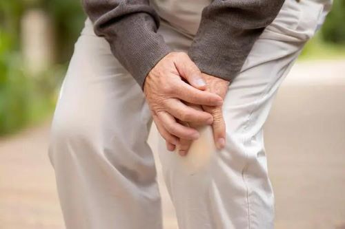 科学补钙要趁早！用励全碳酸钙D3片，为骨骼做一份终身“投资”